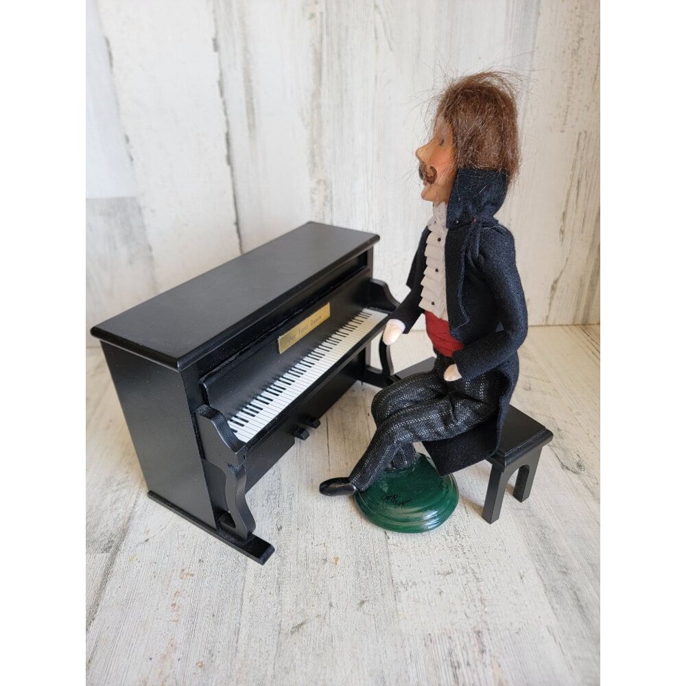 Byers choice Victorian first dance piano Man playing set bench‎ vintage Xmas
